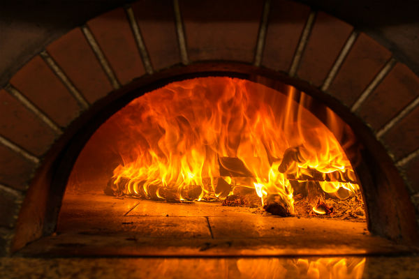 Pizza Oven for weddings, parties & events in London, East Sussex & Kent.